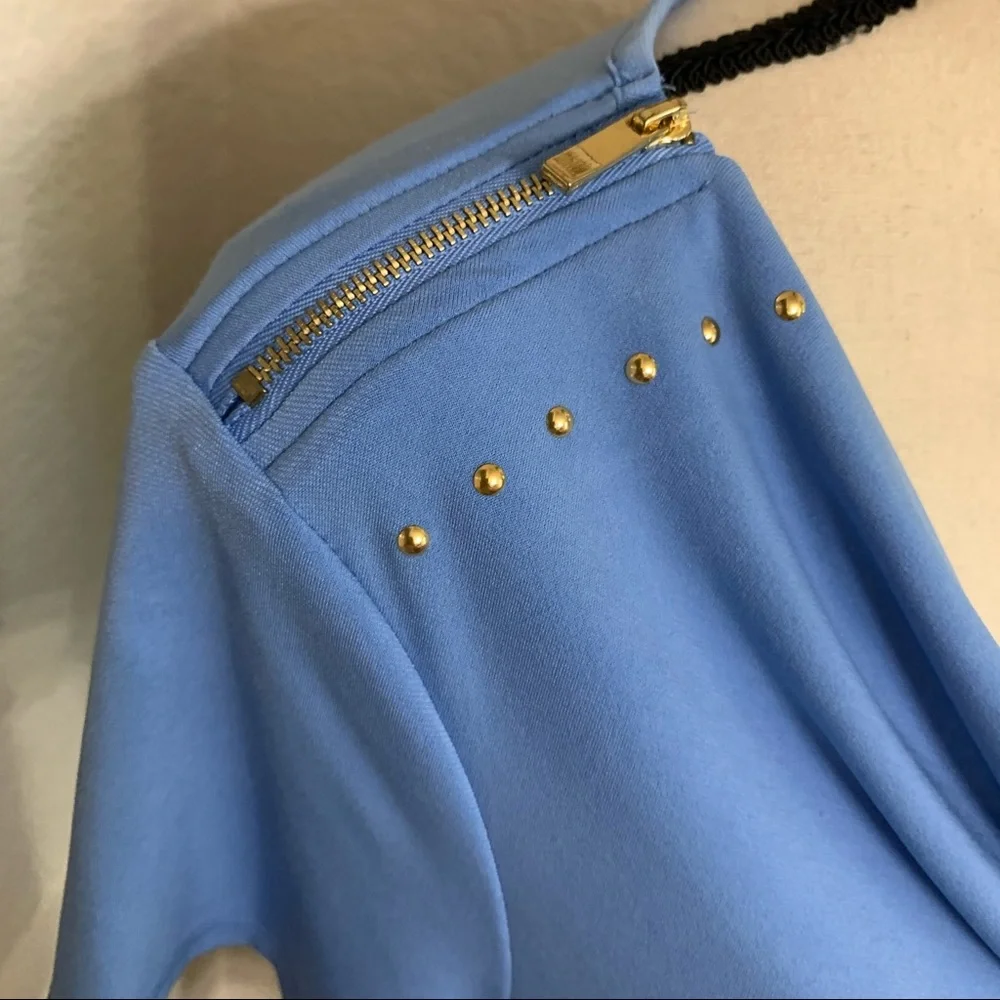 Carmen Marc Valvo blue top - Picture 5 of 11